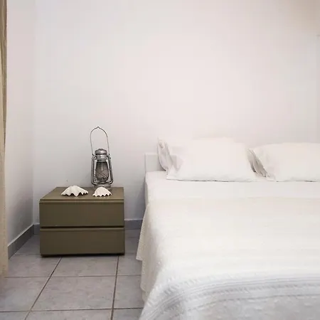Cleopatra Seaside Homes, Logaras, Paros Piso Livadi Exterior photo
